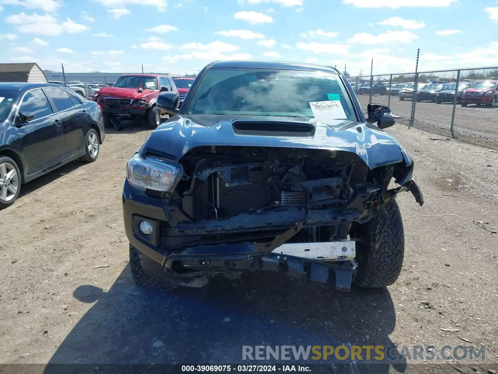 11 Photograph of a damaged car 3TMCZ5AN9KM270404 TOYOTA TACOMA 2019