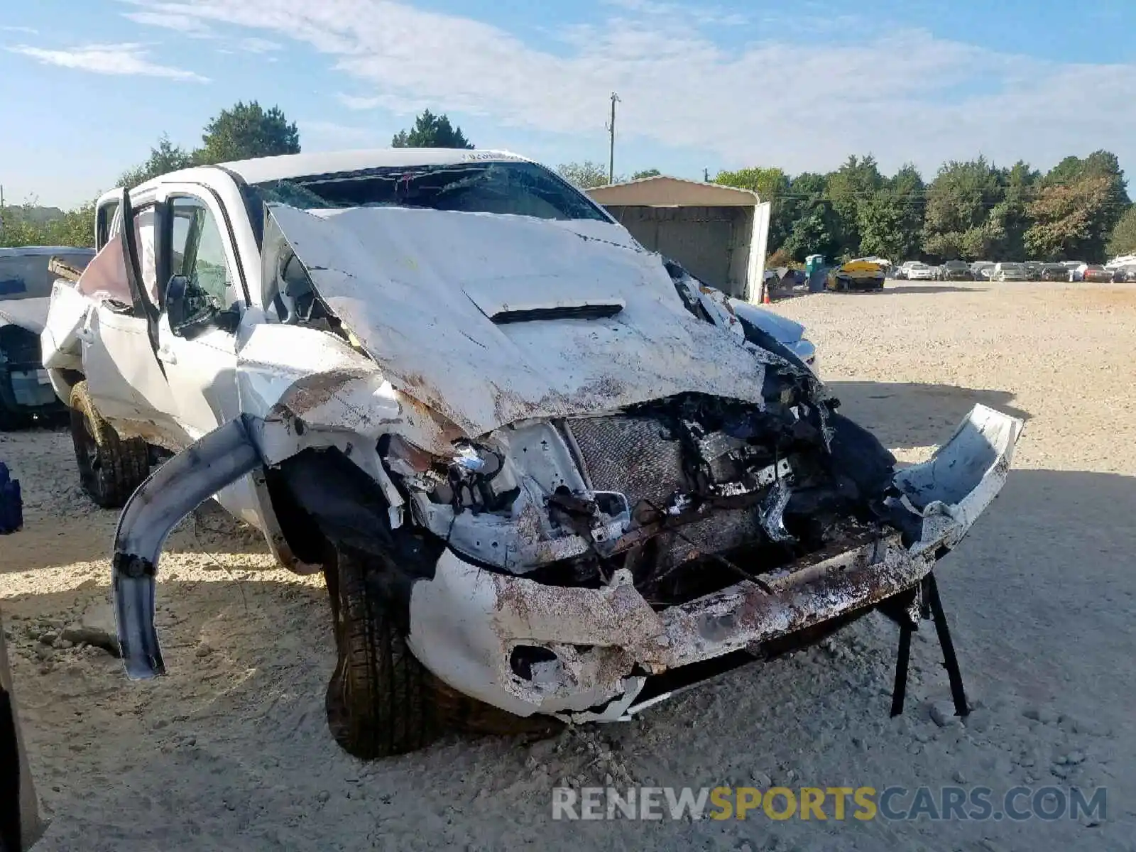 1 Photograph of a damaged car 3TMCZ5AN9KM272315 TOYOTA TACOMA 2019