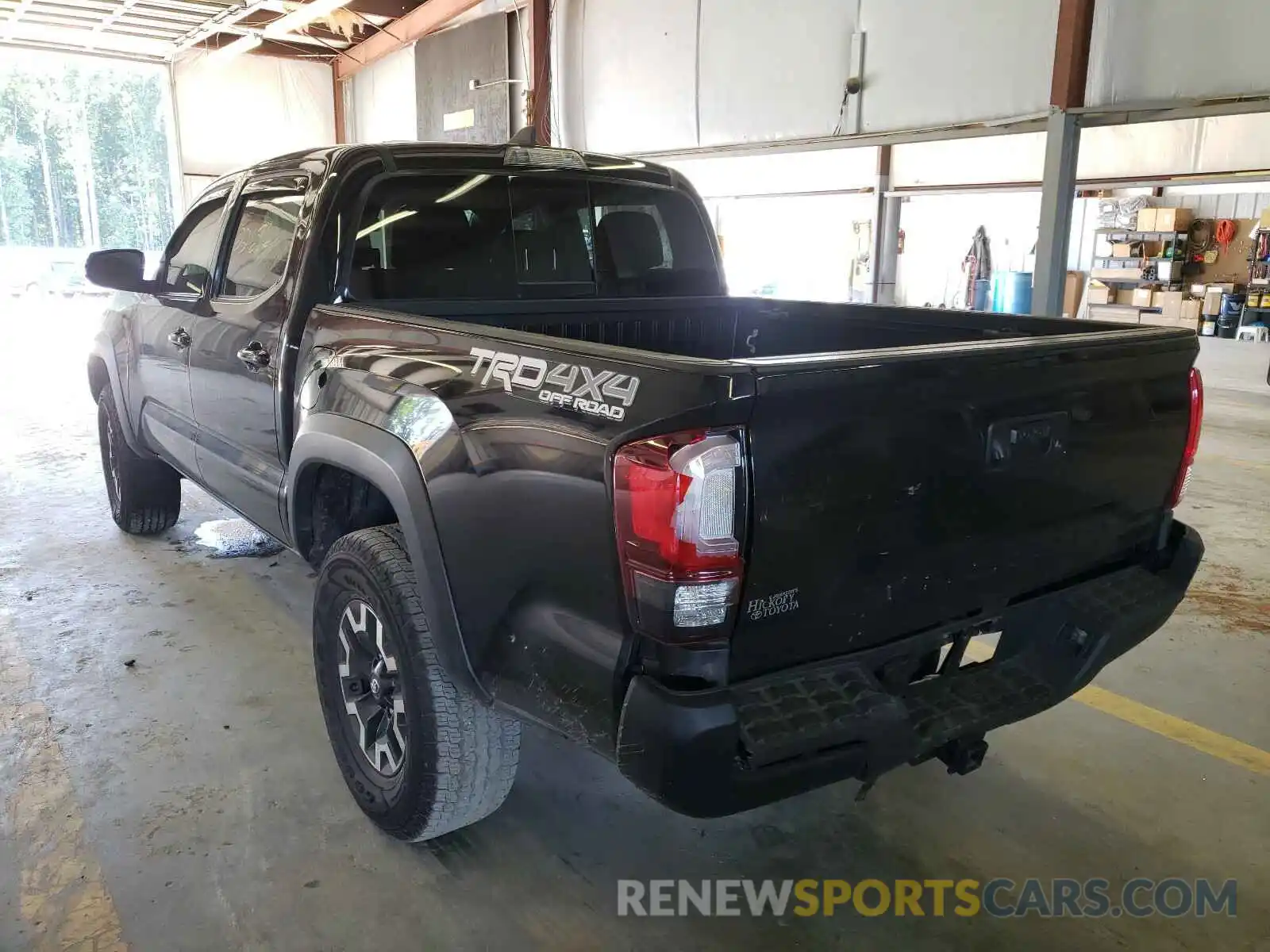 3 Photograph of a damaged car 3TMCZ5AN9KM275652 TOYOTA TACOMA 2019