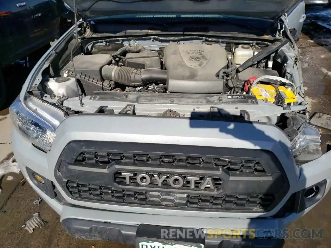 7 Photograph of a damaged car 3TMCZ5AN9KM275831 TOYOTA TACOMA 2019