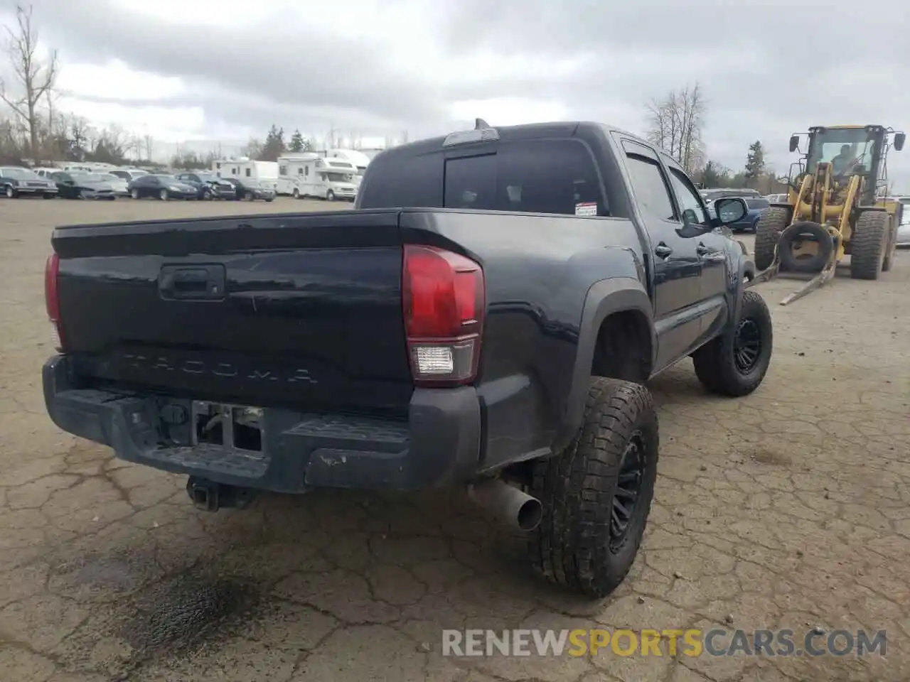 4 Photograph of a damaged car 3TMCZ5AN9KM281015 TOYOTA TACOMA 2019