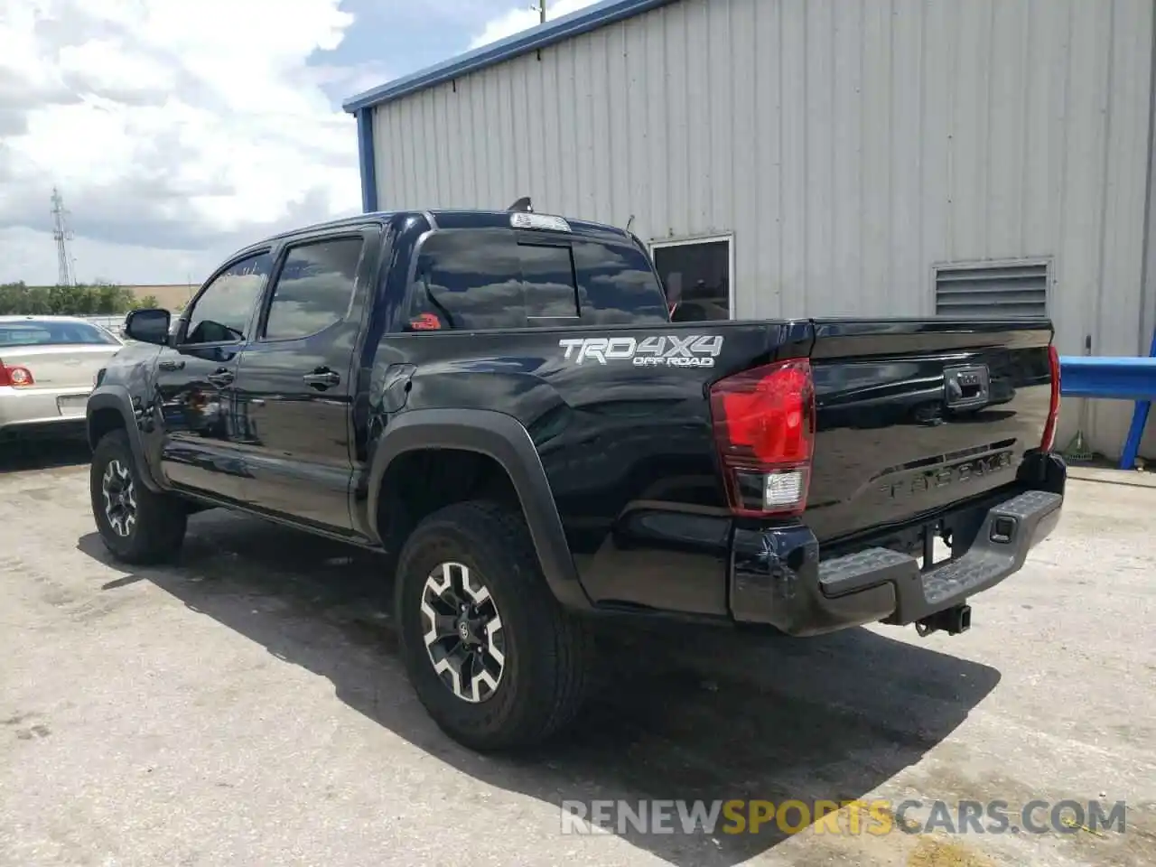 3 Photograph of a damaged car 3TMCZ5AN9KM281550 TOYOTA TACOMA 2019