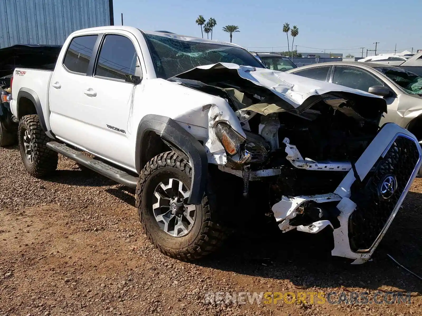 1 Photograph of a damaged car 3TMCZ5AN9KM282150 TOYOTA TACOMA 2019