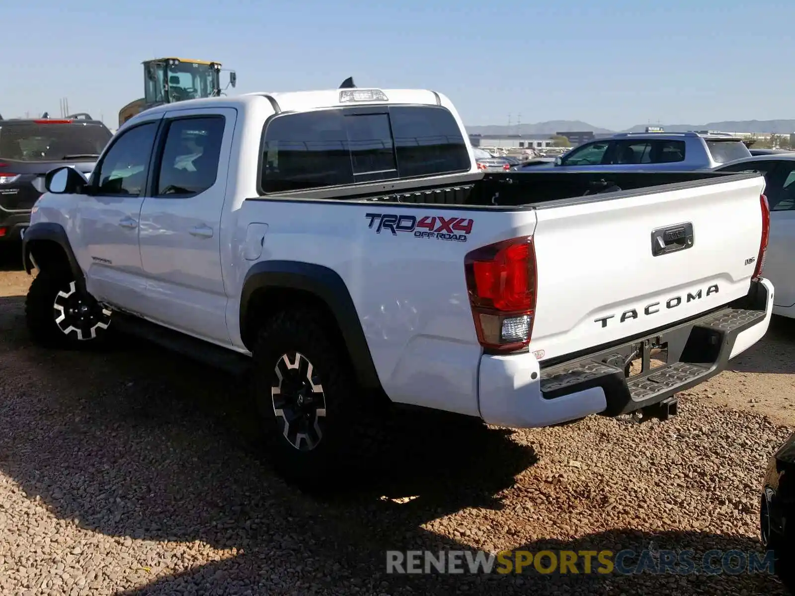 3 Photograph of a damaged car 3TMCZ5AN9KM282150 TOYOTA TACOMA 2019