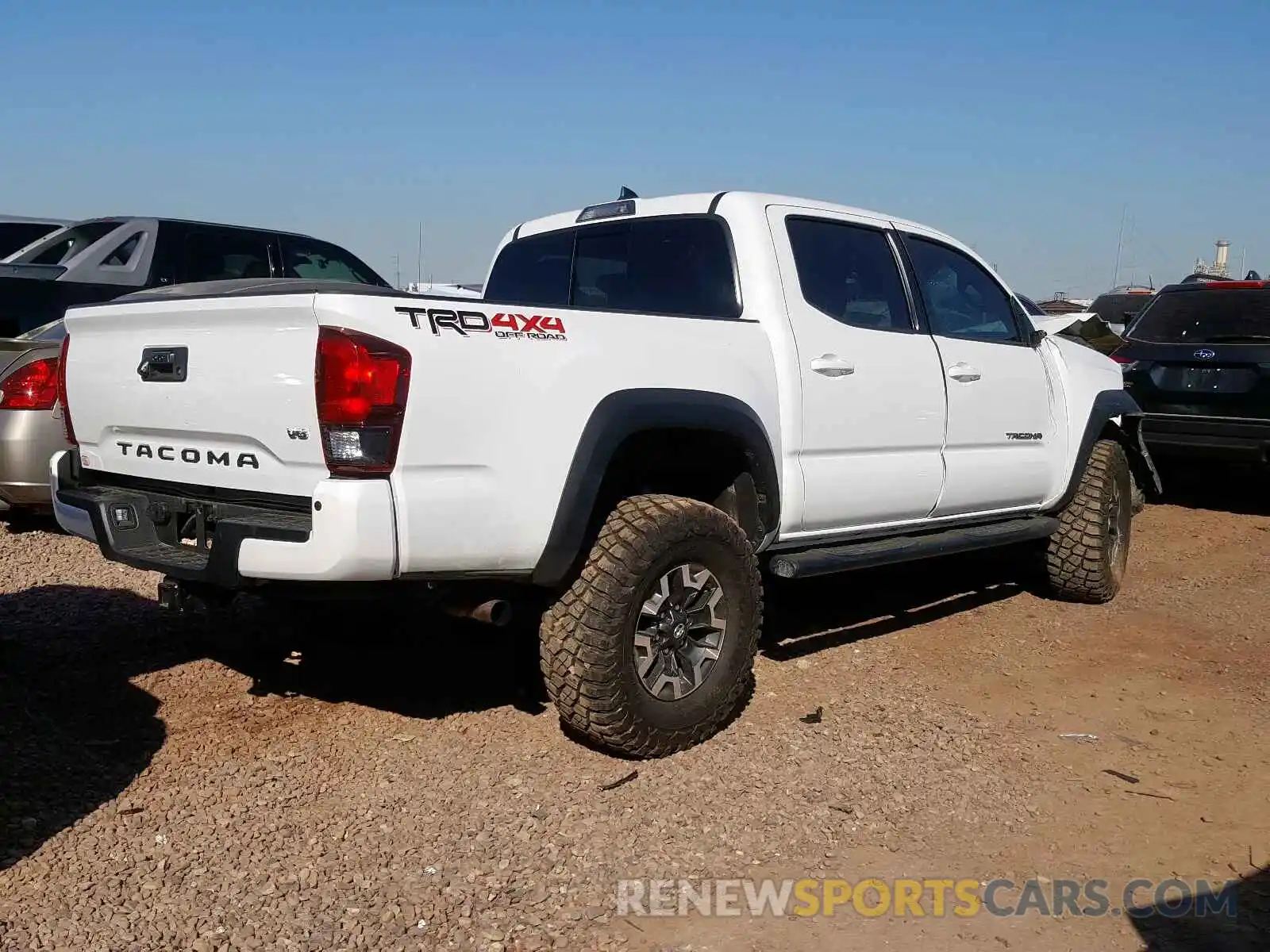 4 Photograph of a damaged car 3TMCZ5AN9KM282150 TOYOTA TACOMA 2019