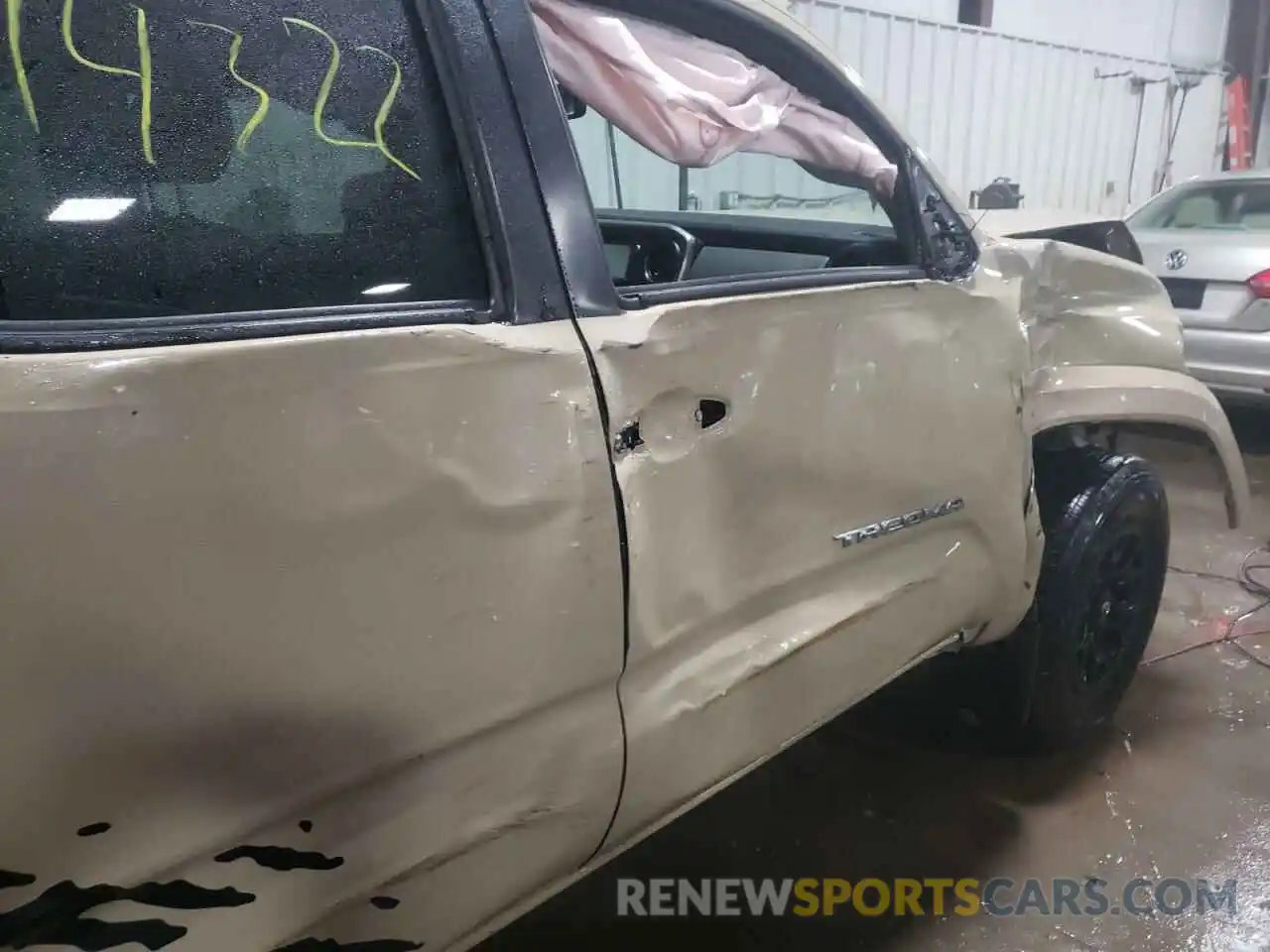 9 Photograph of a damaged car 3TMCZ5ANXKM192358 TOYOTA TACOMA 2019