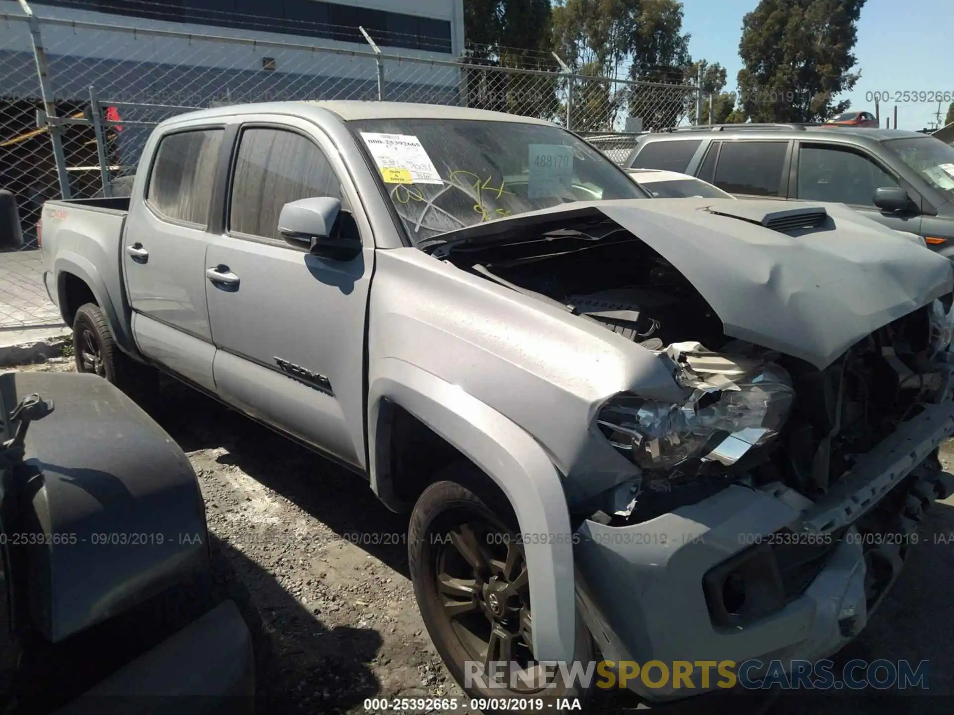 1 Photograph of a damaged car 3TMCZ5ANXKM194241 TOYOTA TACOMA 2019