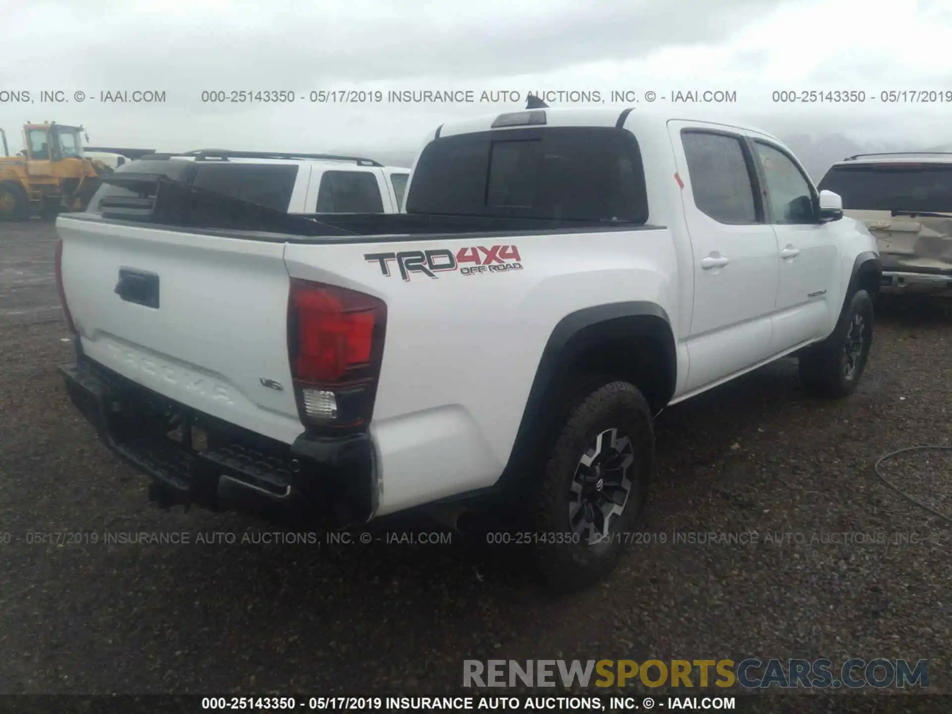 4 Photograph of a damaged car 3TMCZ5ANXKM194661 TOYOTA TACOMA 2019