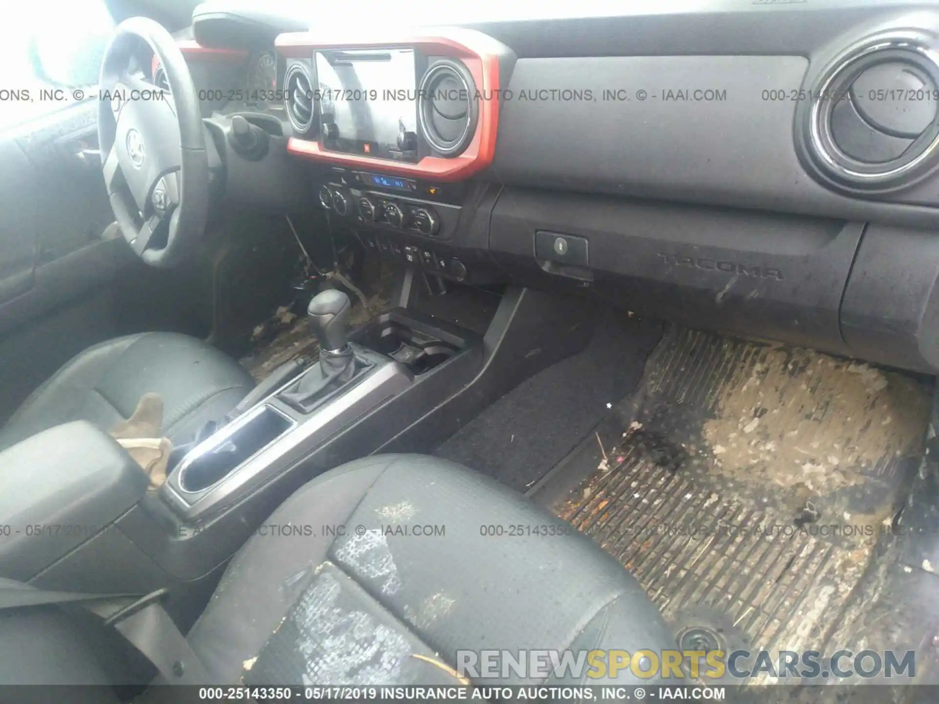 5 Photograph of a damaged car 3TMCZ5ANXKM194661 TOYOTA TACOMA 2019