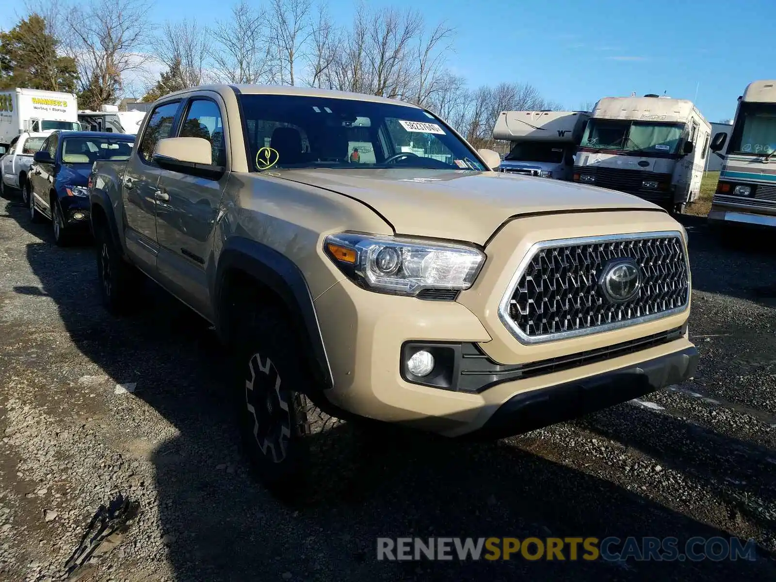 1 Photograph of a damaged car 3TMCZ5ANXKM198418 TOYOTA TACOMA 2019