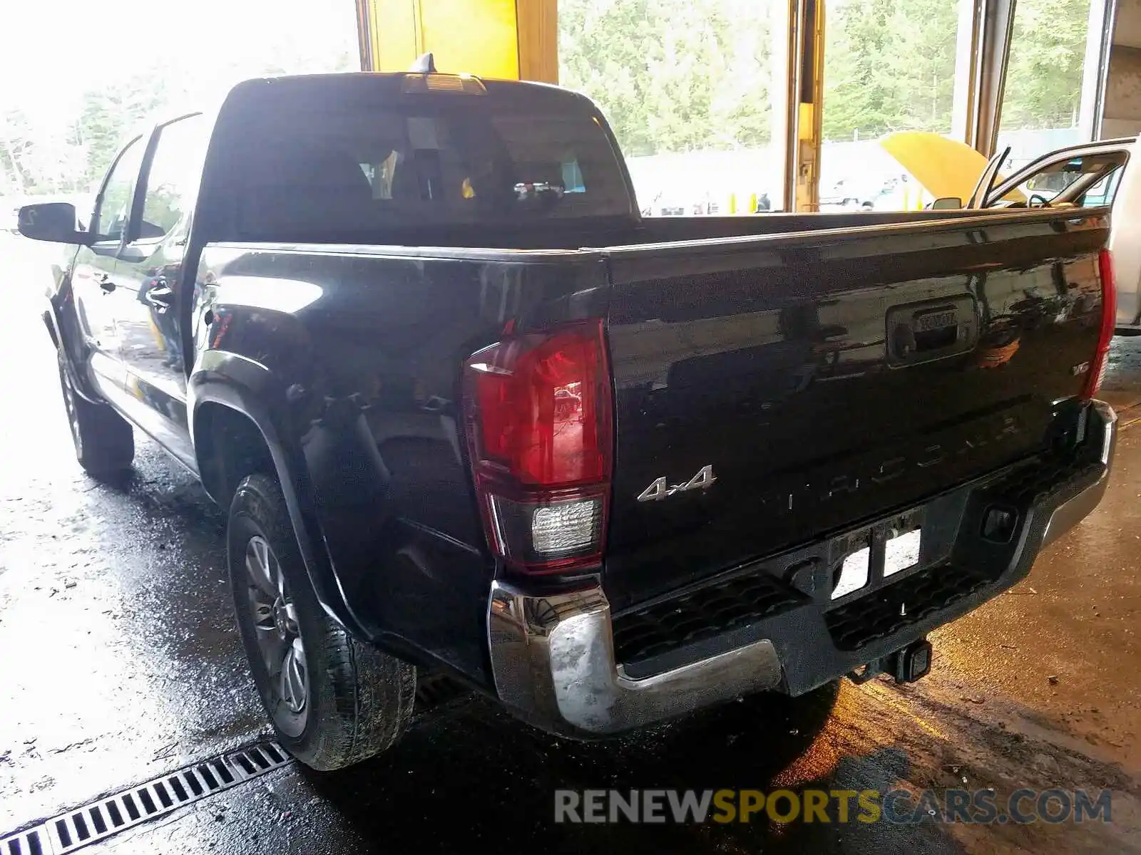 3 Photograph of a damaged car 3TMCZ5ANXKM200460 TOYOTA TACOMA 2019