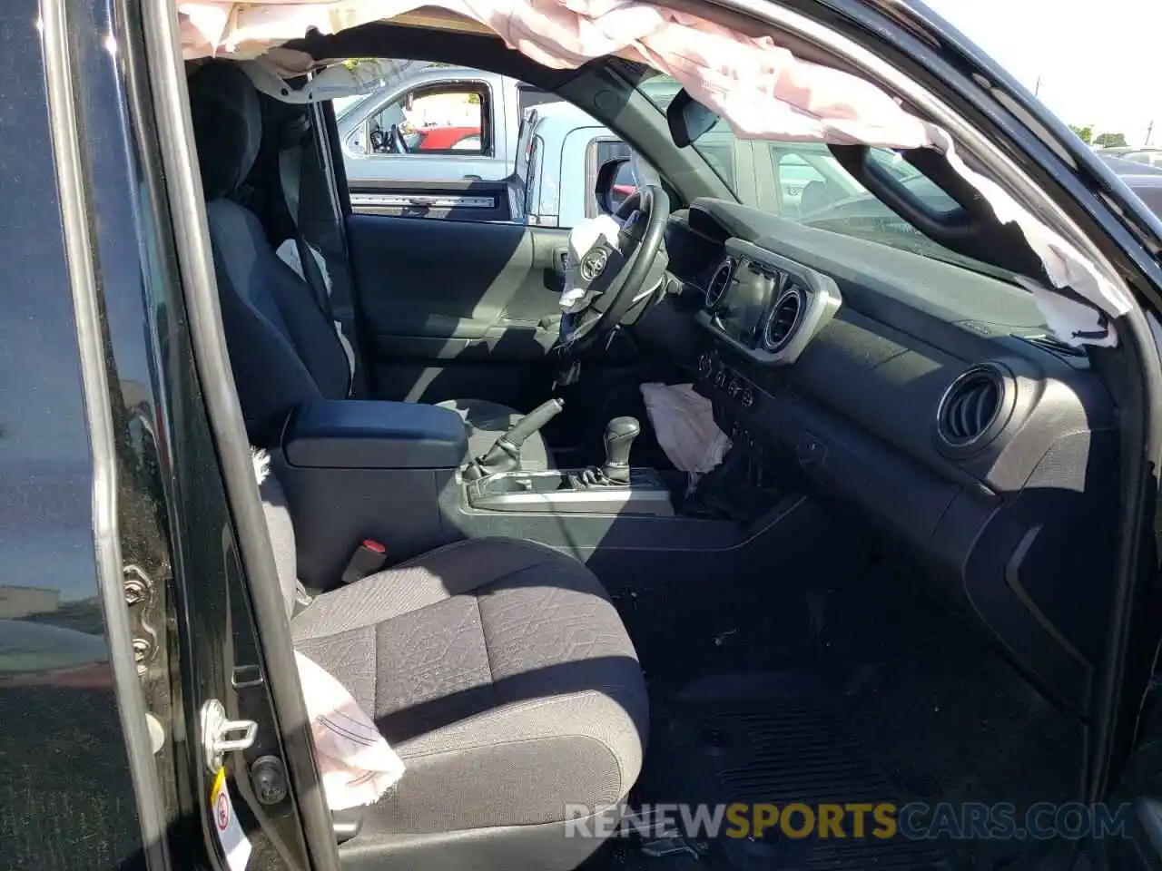 5 Photograph of a damaged car 3TMCZ5ANXKM201219 TOYOTA TACOMA 2019