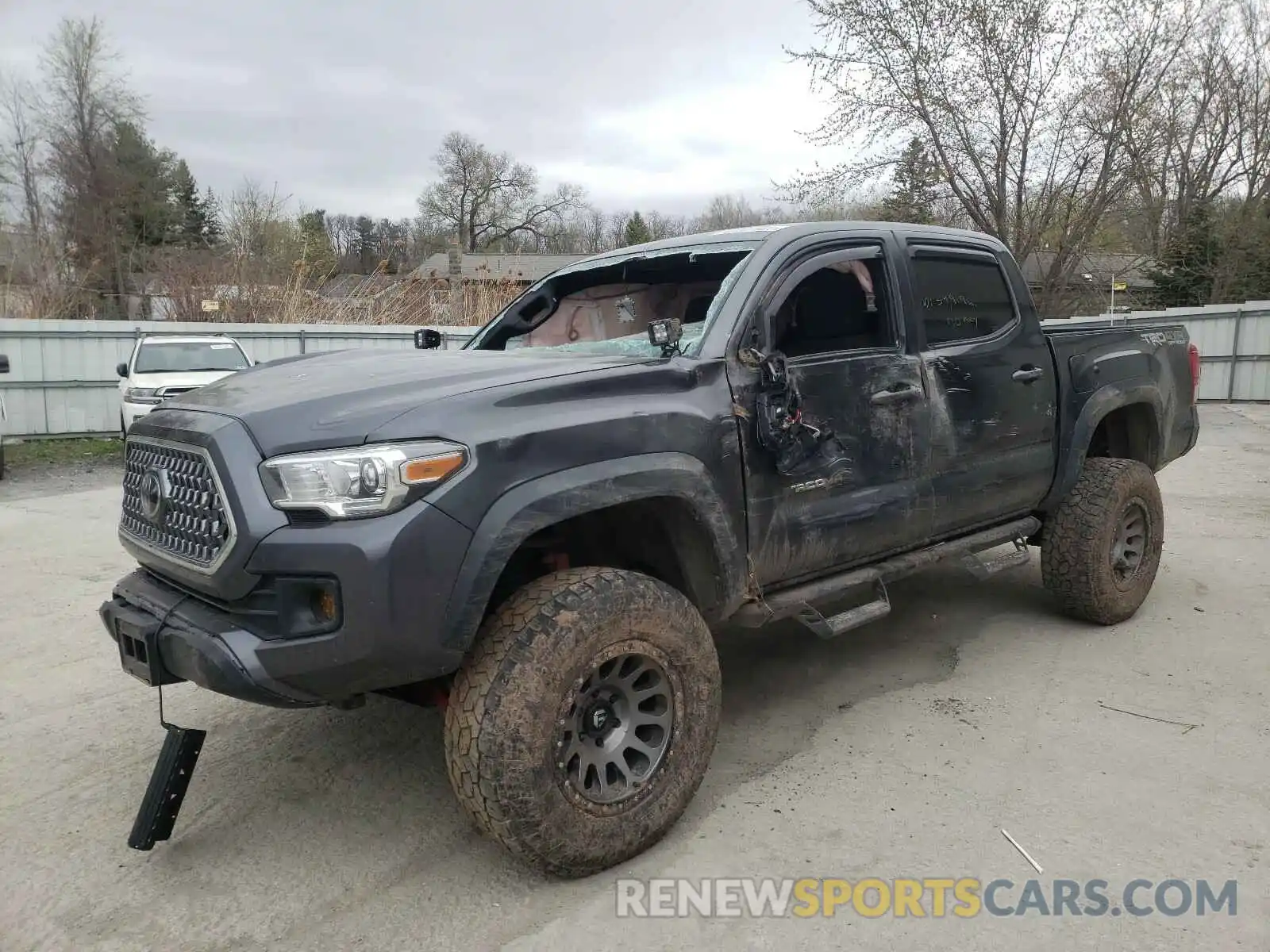 2 Photograph of a damaged car 3TMCZ5ANXKM201432 TOYOTA TACOMA 2019