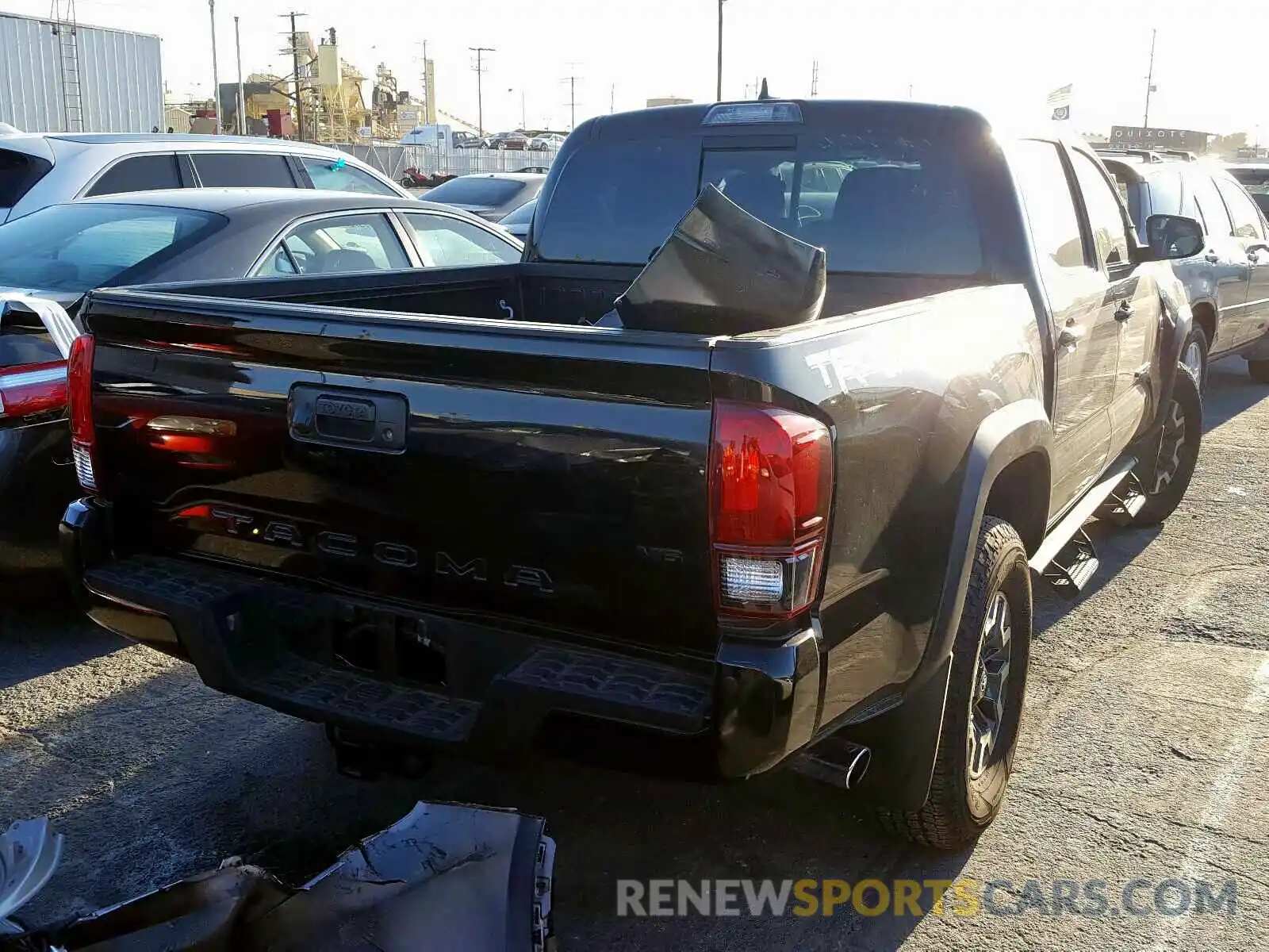 4 Photograph of a damaged car 3TMCZ5ANXKM201883 TOYOTA TACOMA 2019