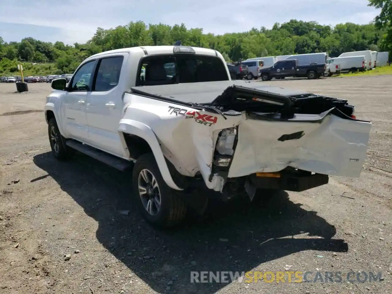 3 Photograph of a damaged car 3TMCZ5ANXKM208753 TOYOTA TACOMA 2019