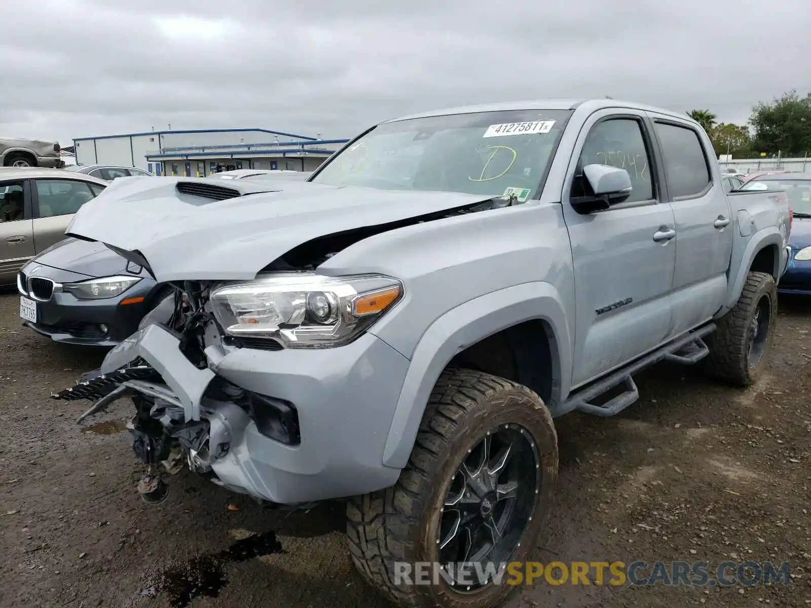 2 Photograph of a damaged car 3TMCZ5ANXKM211068 TOYOTA TACOMA 2019