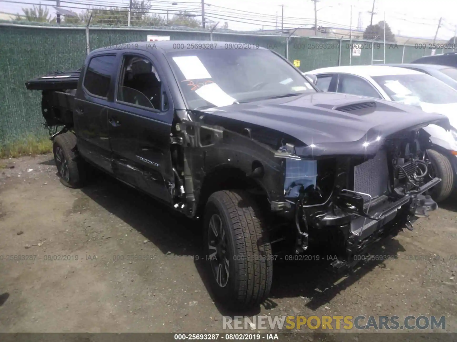 1 Photograph of a damaged car 3TMCZ5ANXKM212690 TOYOTA TACOMA 2019