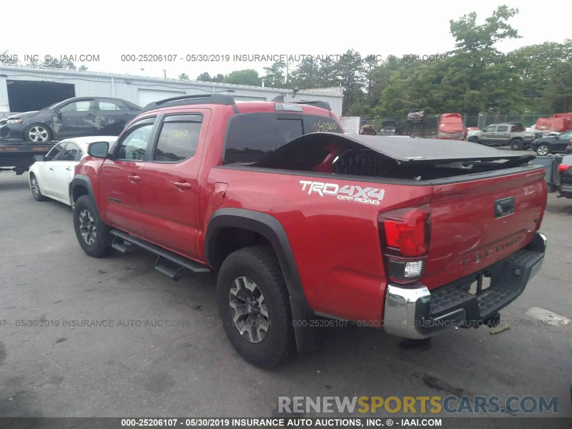 3 Фотография поврежденного автомобиля 3TMCZ5ANXKM212947 TOYOTA TACOMA 2019