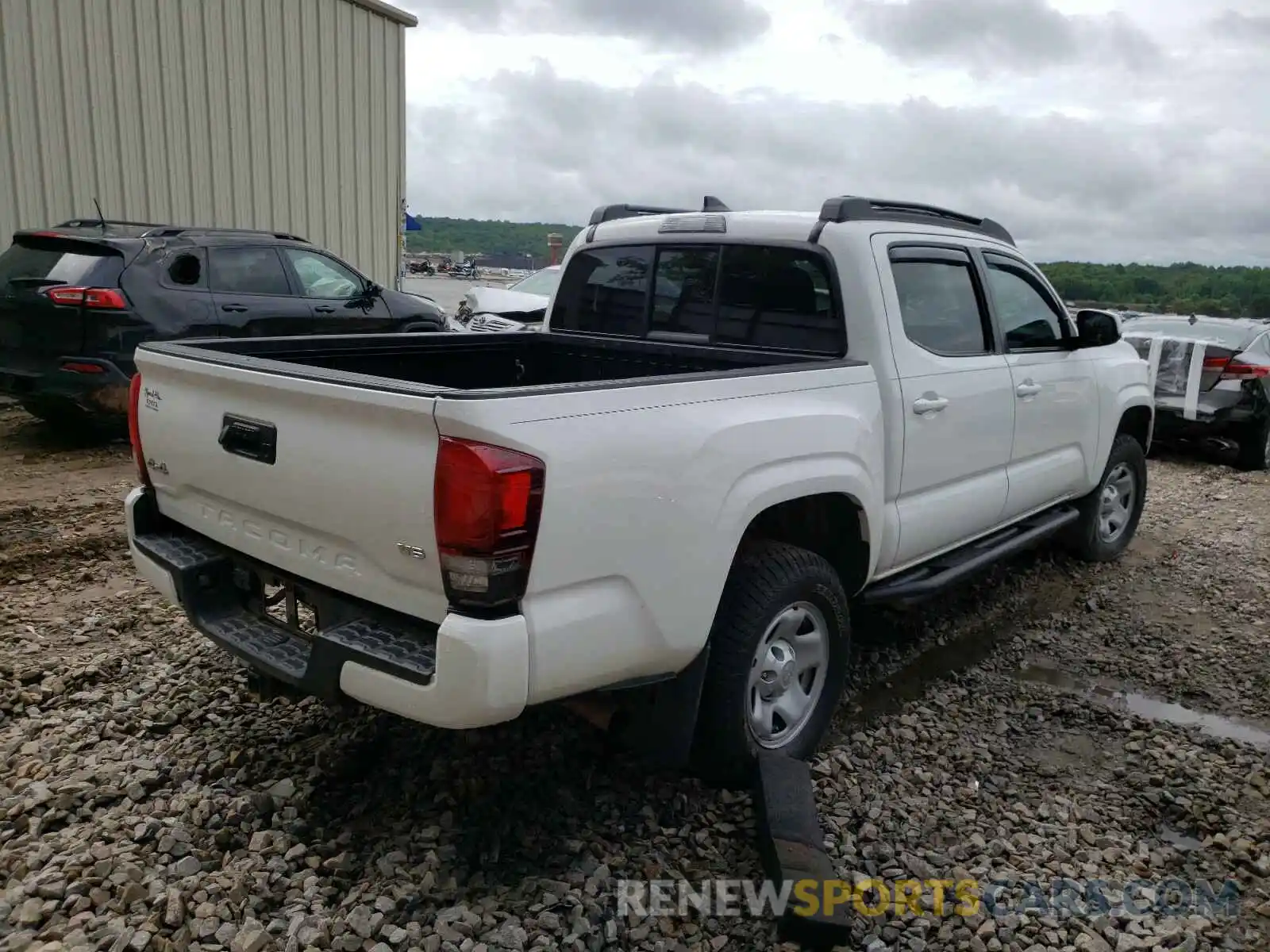 4 Photograph of a damaged car 3TMCZ5ANXKM220191 TOYOTA TACOMA 2019