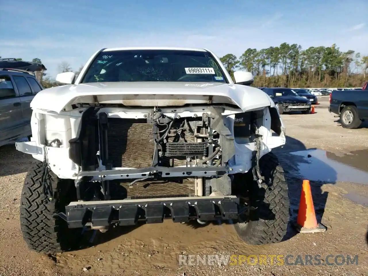 9 Photograph of a damaged car 3TMCZ5ANXKM226699 TOYOTA TACOMA 2019