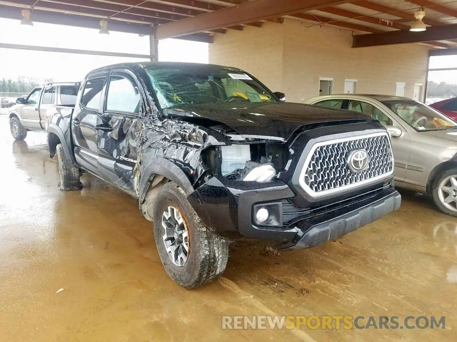 1 Photograph of a damaged car 3TMCZ5ANXKM233541 TOYOTA TACOMA 2019