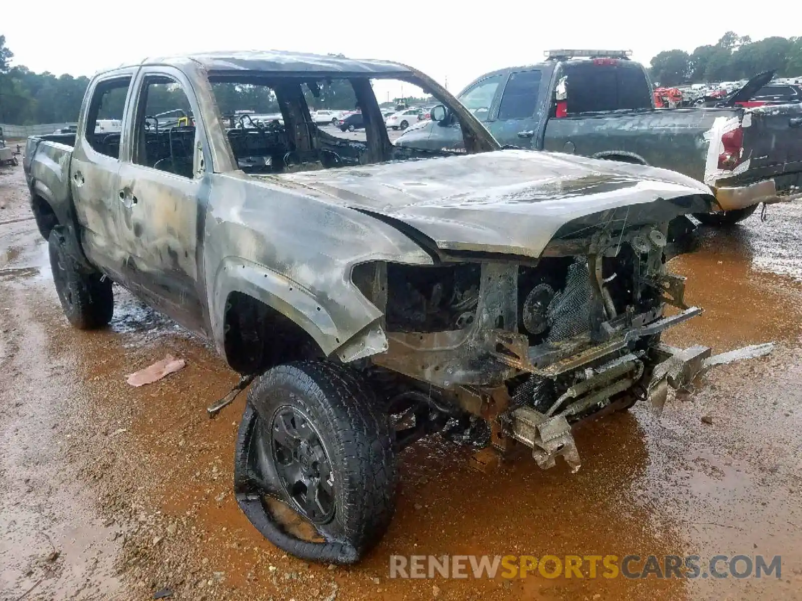 1 Photograph of a damaged car 3TMCZ5ANXKM235144 TOYOTA TACOMA 2019