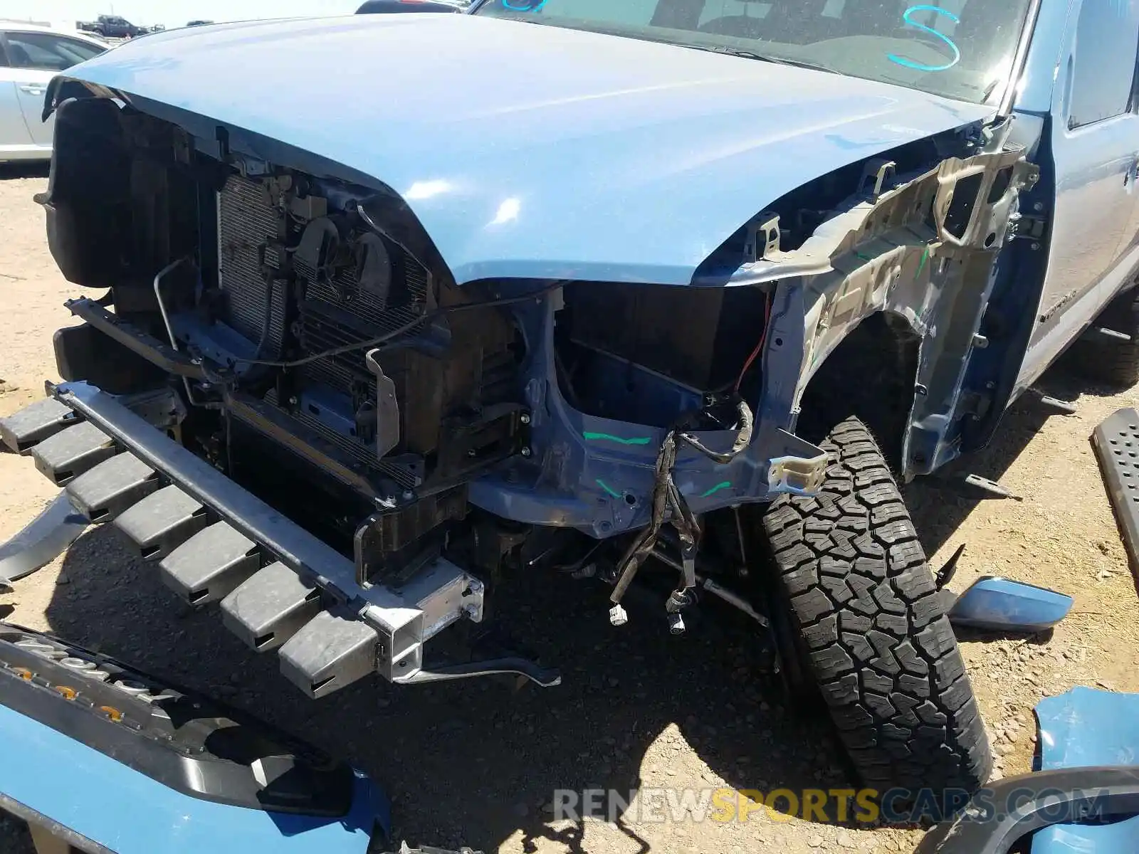 9 Photograph of a damaged car 3TMCZ5ANXKM239131 TOYOTA TACOMA 2019