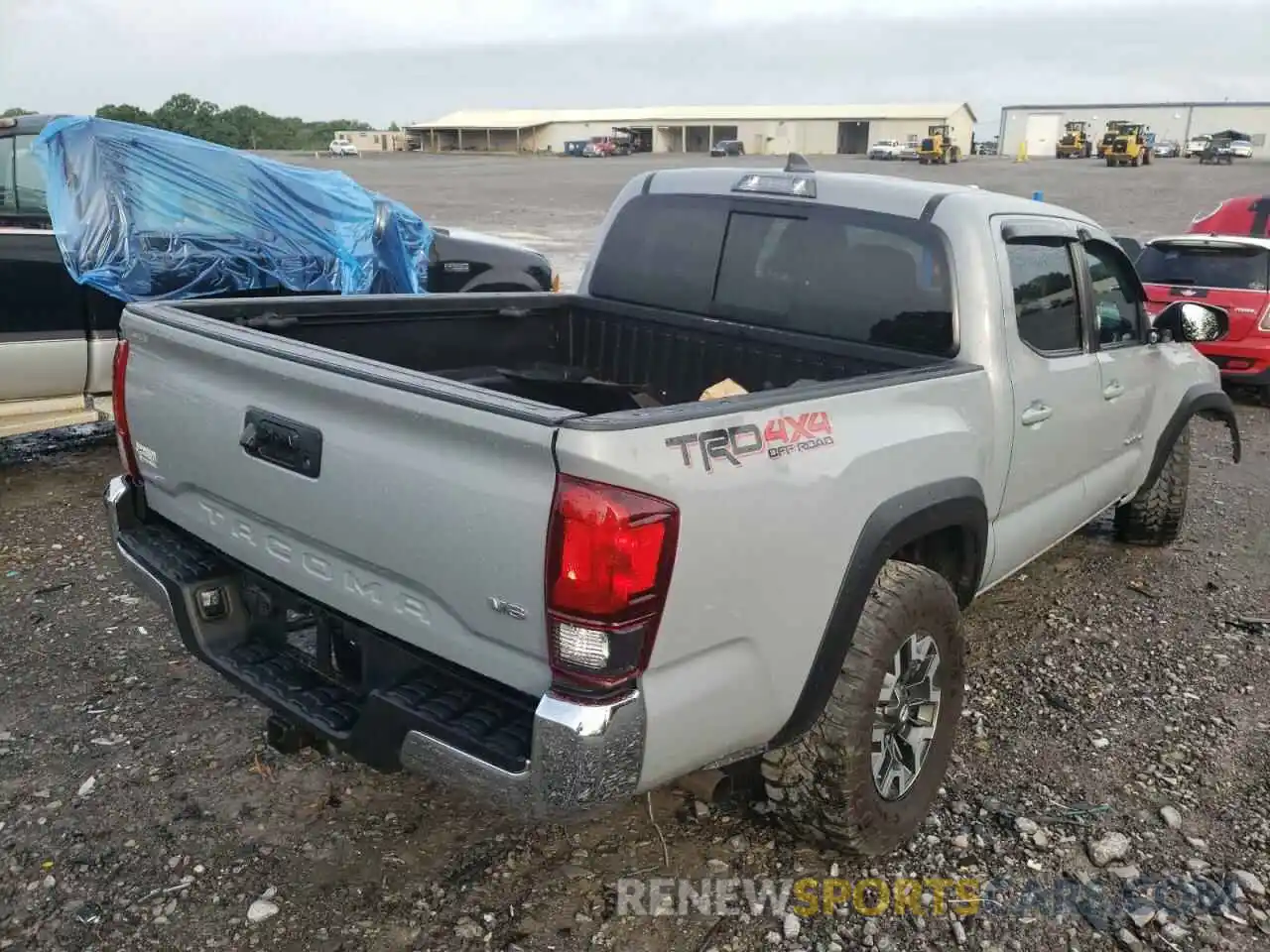 4 Photograph of a damaged car 3TMCZ5ANXKM239842 TOYOTA TACOMA 2019