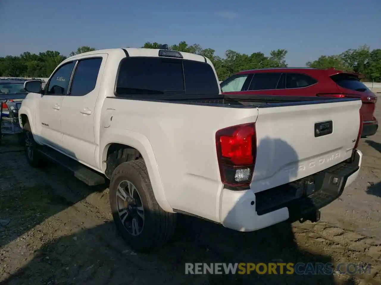 3 Photograph of a damaged car 3TMCZ5ANXKM244958 TOYOTA TACOMA 2019