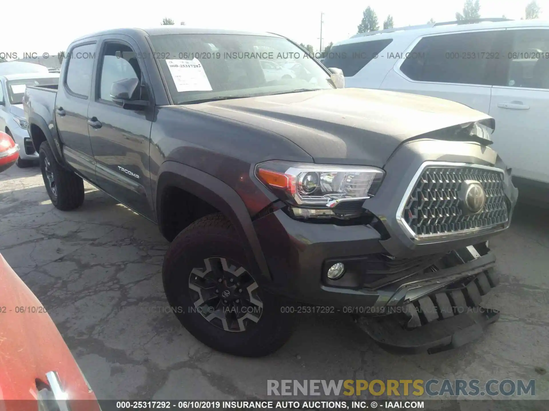 1 Photograph of a damaged car 3TMCZ5ANXKM246404 TOYOTA TACOMA 2019