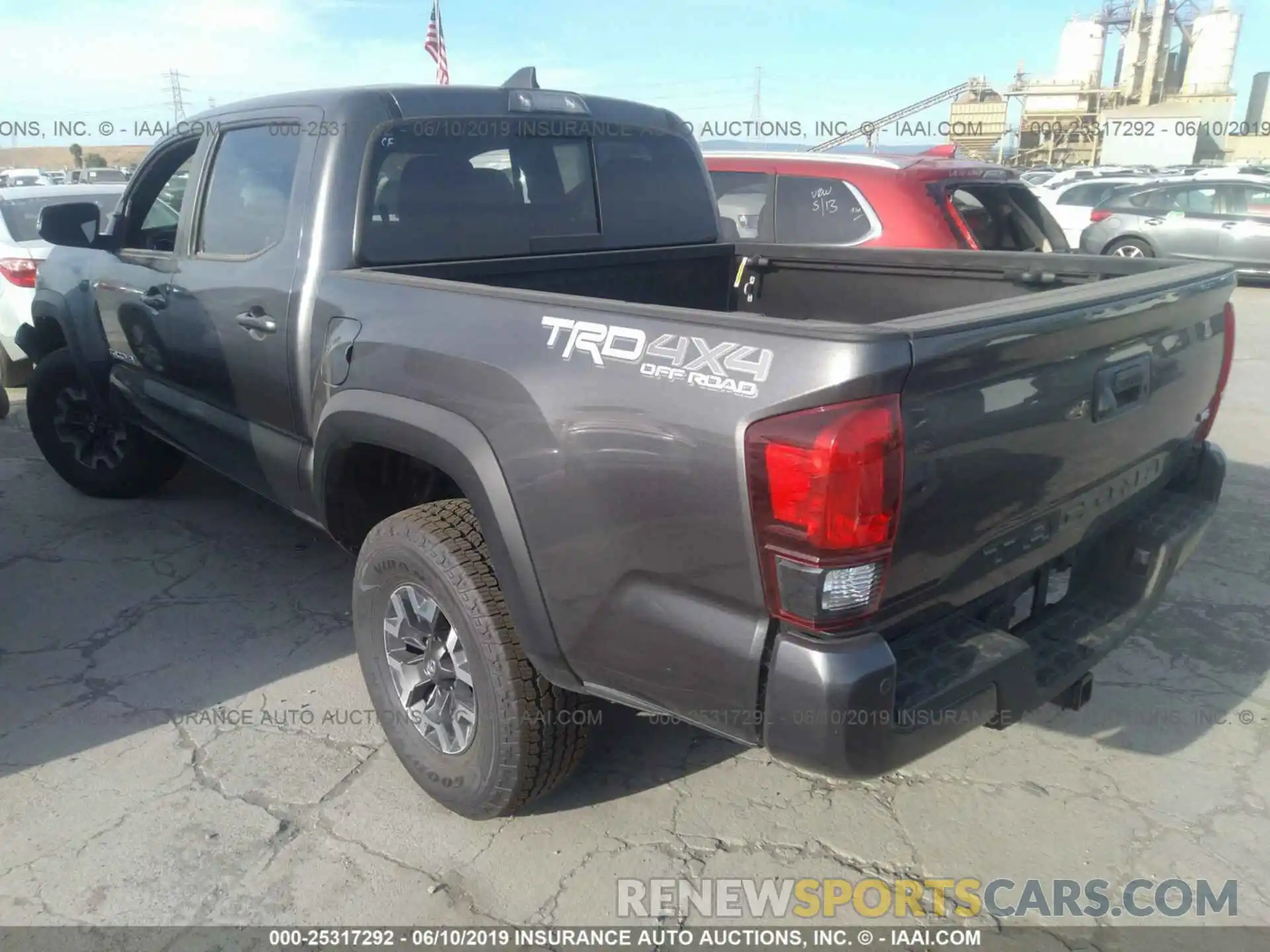 3 Photograph of a damaged car 3TMCZ5ANXKM246404 TOYOTA TACOMA 2019