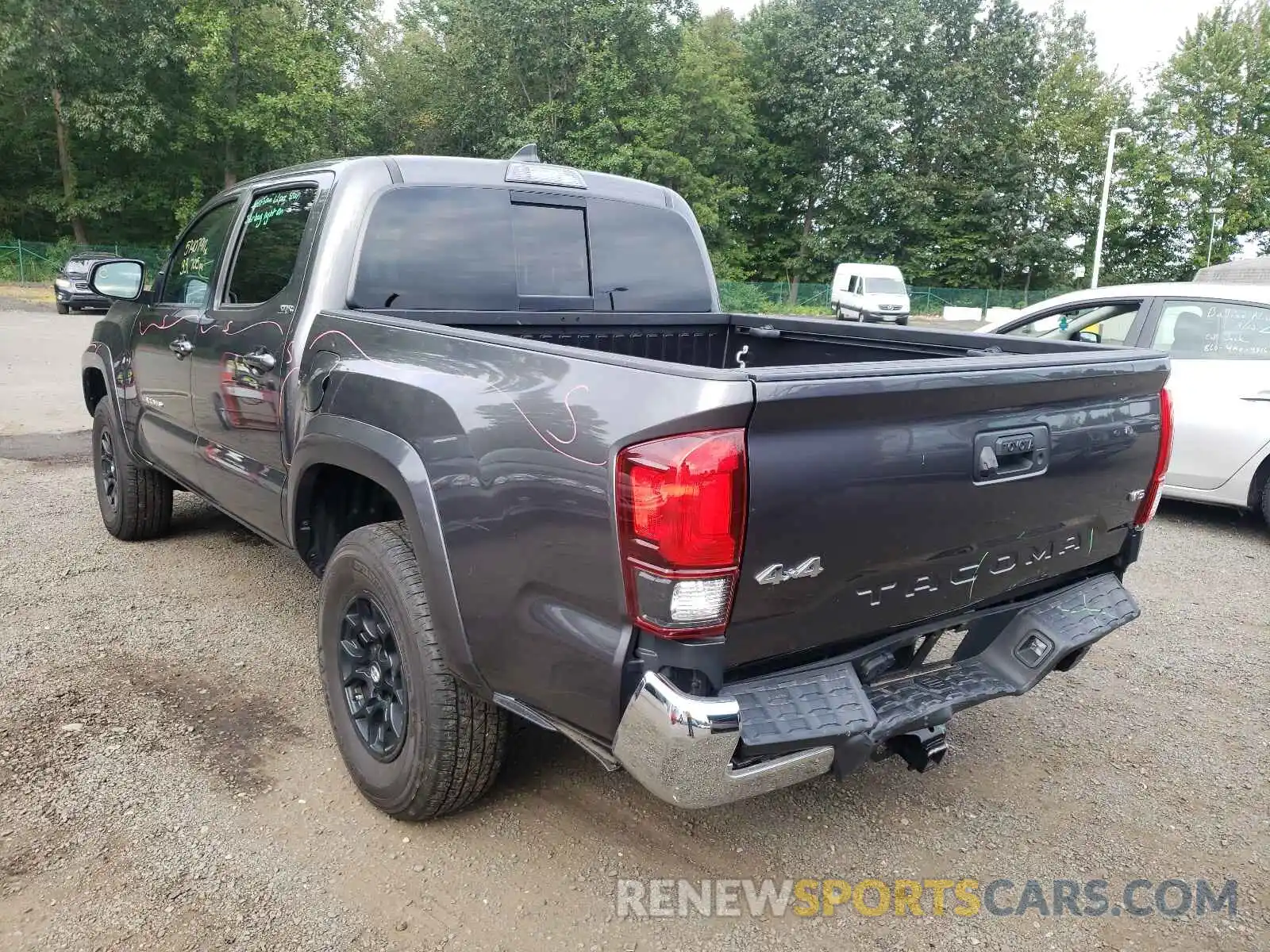 3 Photograph of a damaged car 3TMCZ5ANXKM251201 TOYOTA TACOMA 2019