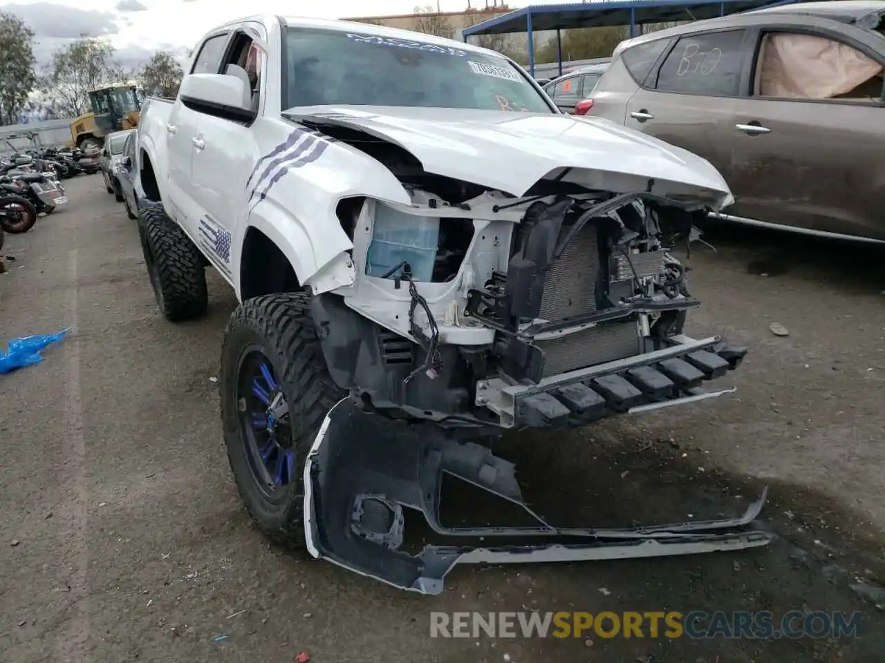 1 Photograph of a damaged car 3TMCZ5ANXKM254454 TOYOTA TACOMA 2019