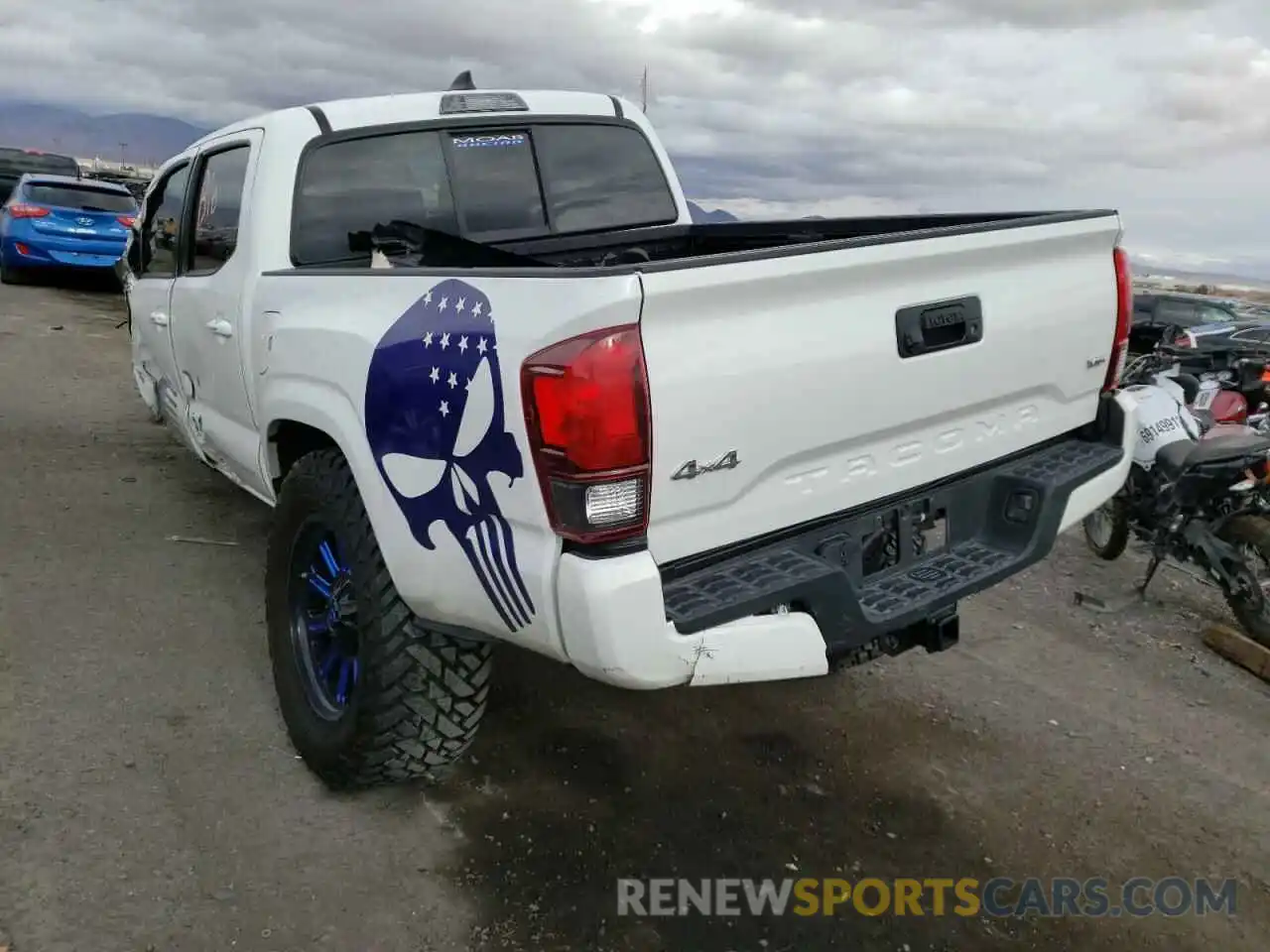 3 Photograph of a damaged car 3TMCZ5ANXKM254454 TOYOTA TACOMA 2019