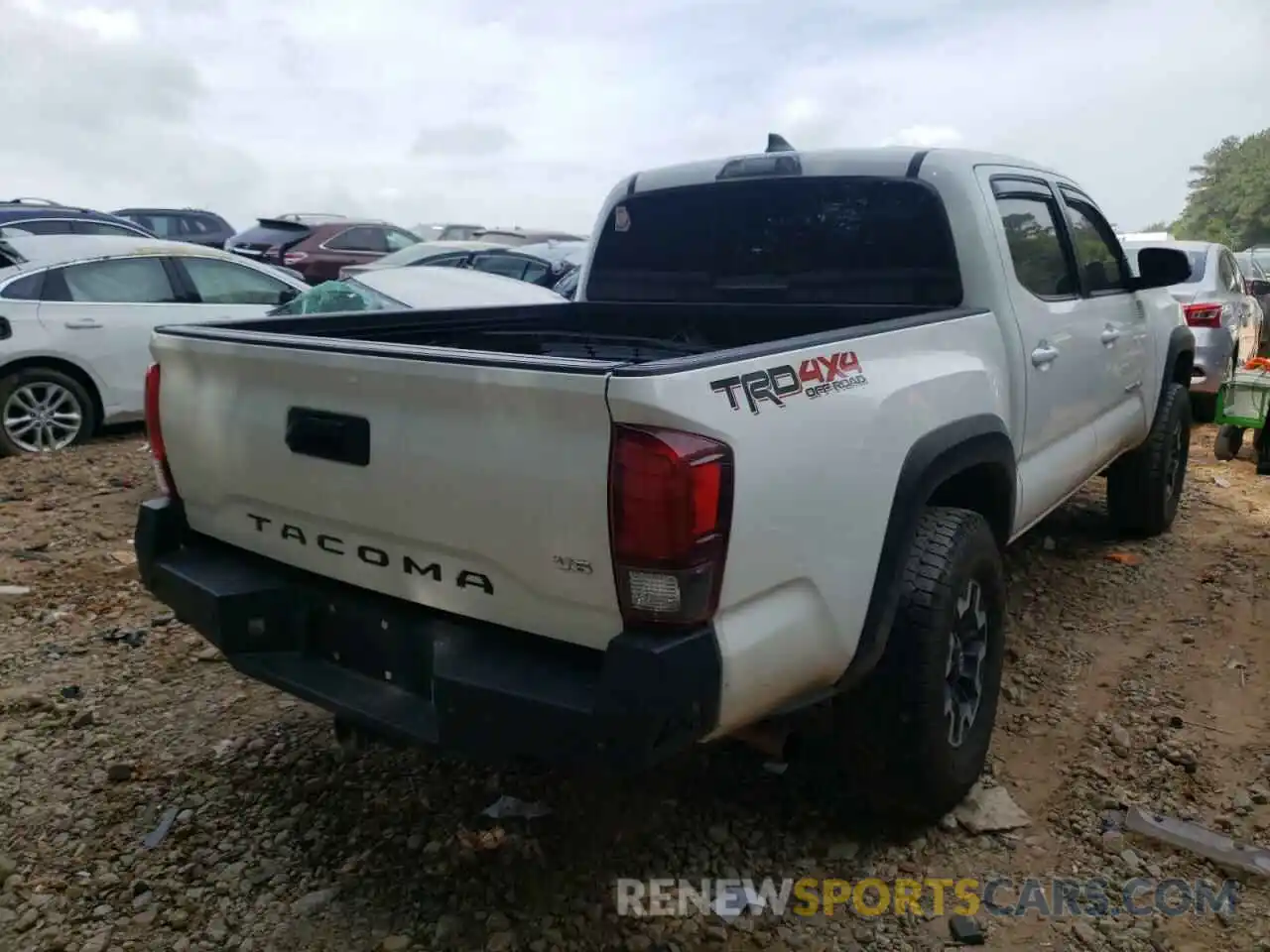 4 Фотография поврежденного автомобиля 3TMCZ5ANXKM255992 TOYOTA TACOMA 2019