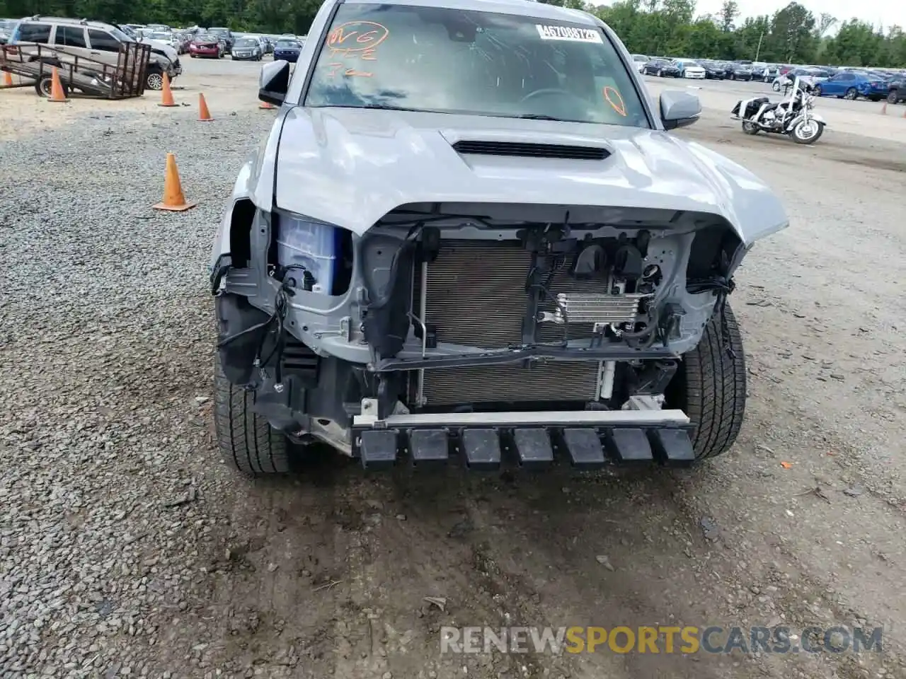 9 Photograph of a damaged car 3TMCZ5ANXKM257676 TOYOTA TACOMA 2019