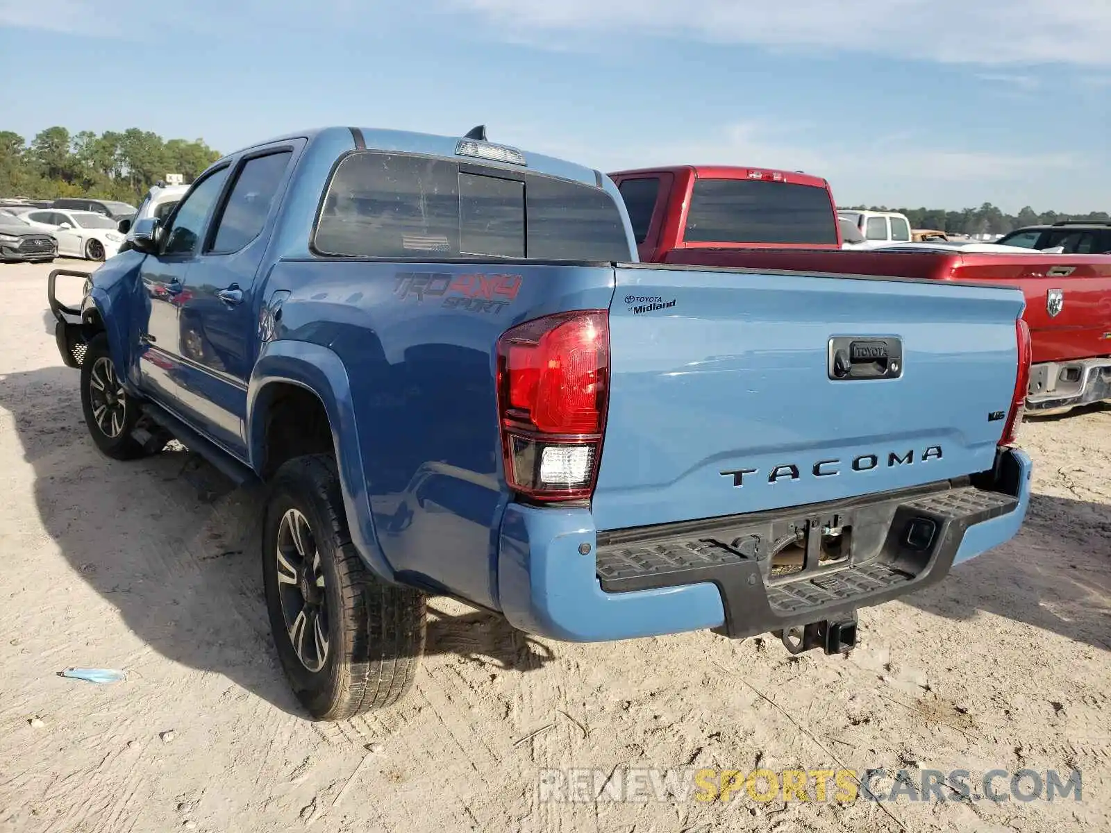 3 Photograph of a damaged car 3TMCZ5ANXKM267009 TOYOTA TACOMA 2019