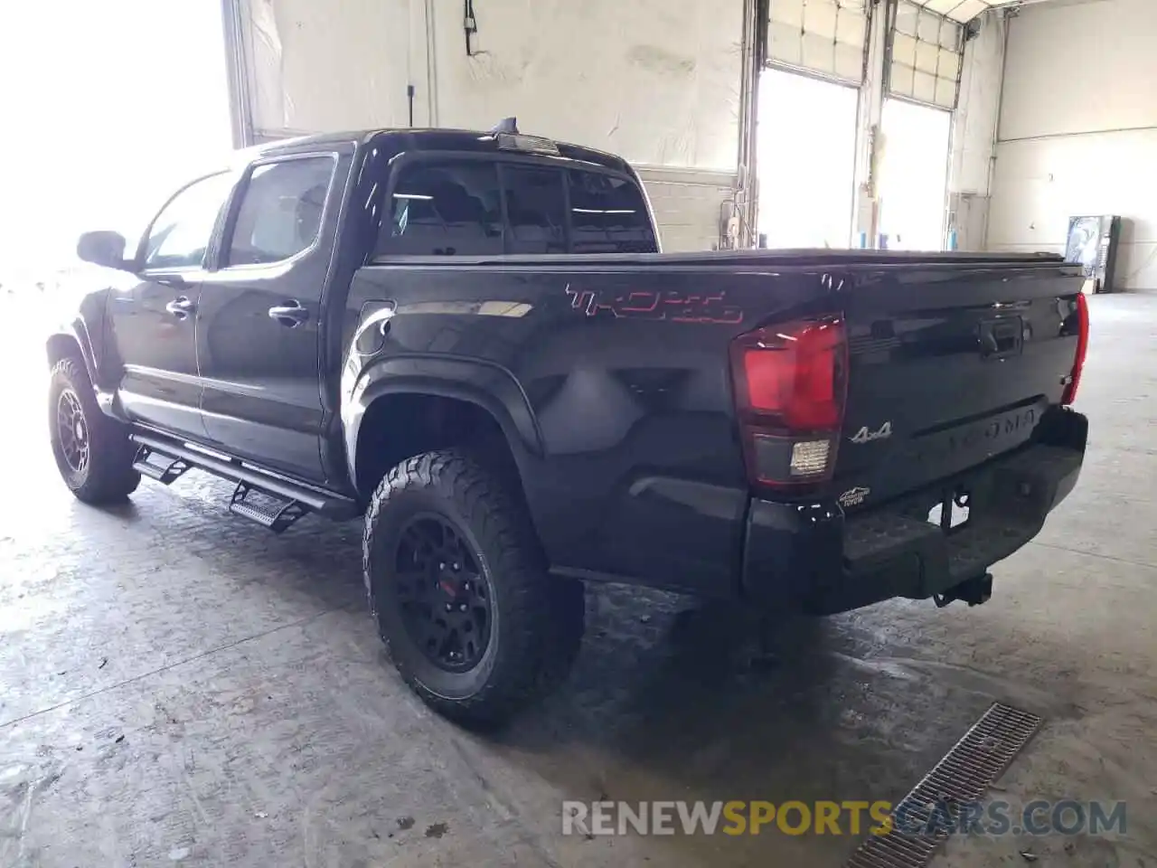 3 Photograph of a damaged car 3TMCZ5ANXKM269083 TOYOTA TACOMA 2019