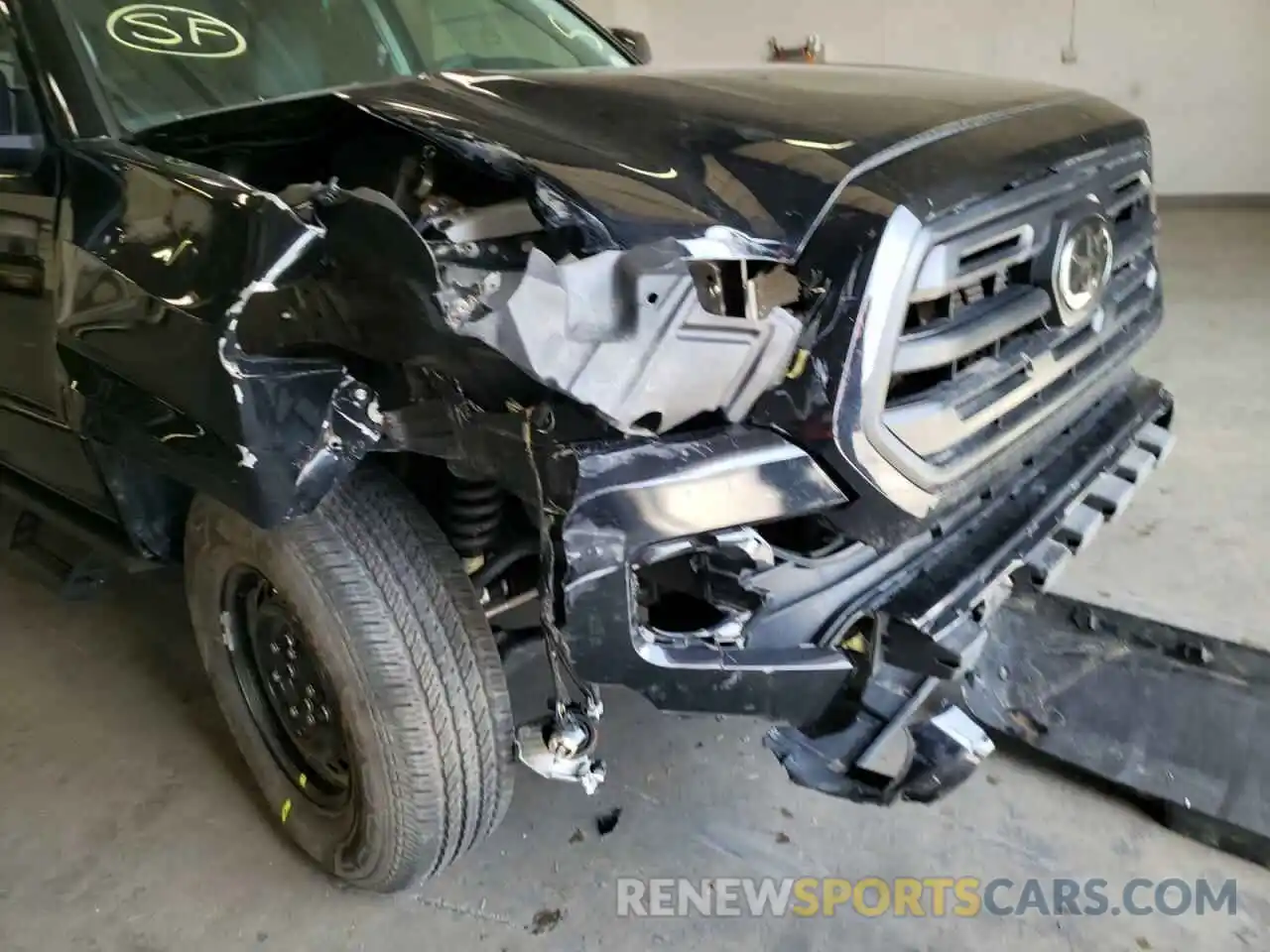 9 Photograph of a damaged car 3TMCZ5ANXKM269083 TOYOTA TACOMA 2019