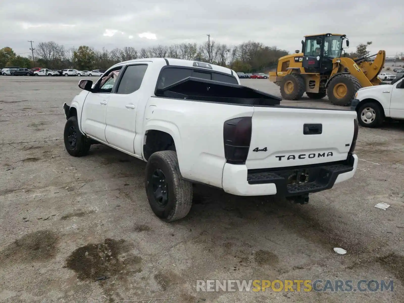 3 Photograph of a damaged car 3TMCZ5ANXKM272663 TOYOTA TACOMA 2019