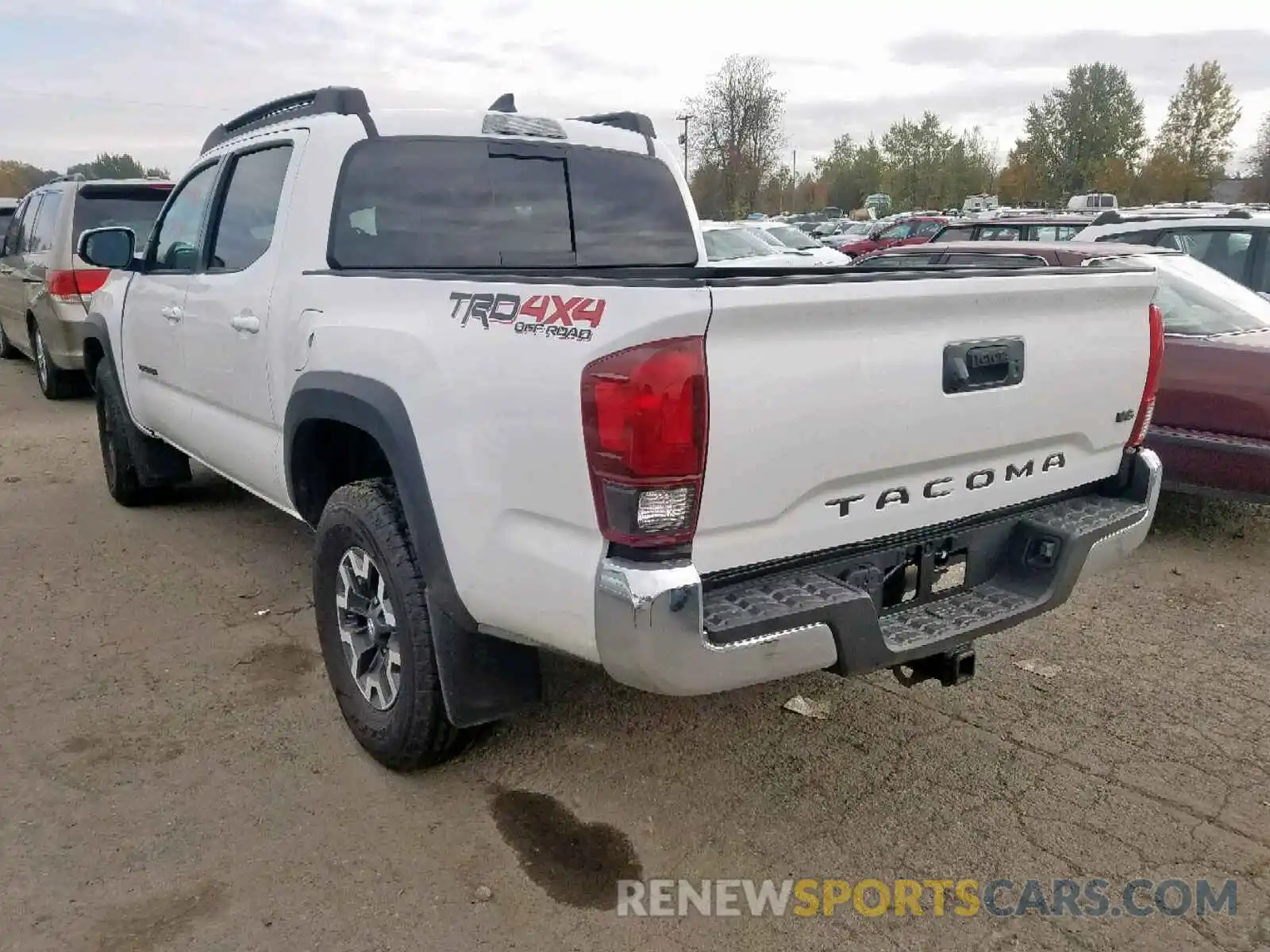 3 Photograph of a damaged car 3TMCZ5ANXKM275529 TOYOTA TACOMA 2019