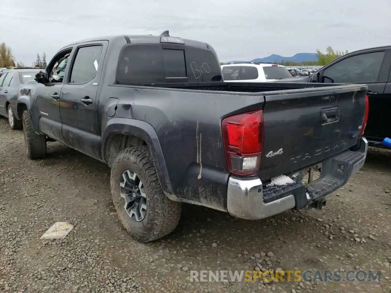 3 Photograph of a damaged car 3TMCZ5ANXKM275711 TOYOTA TACOMA 2019