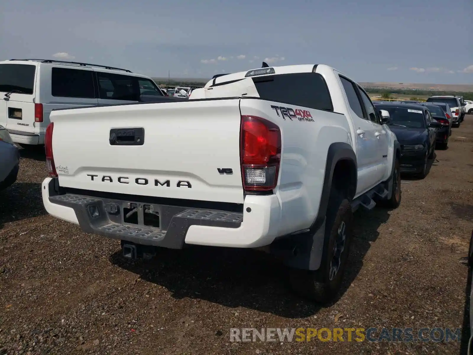 4 Photograph of a damaged car 3TMCZ5ANXKM277846 TOYOTA TACOMA 2019