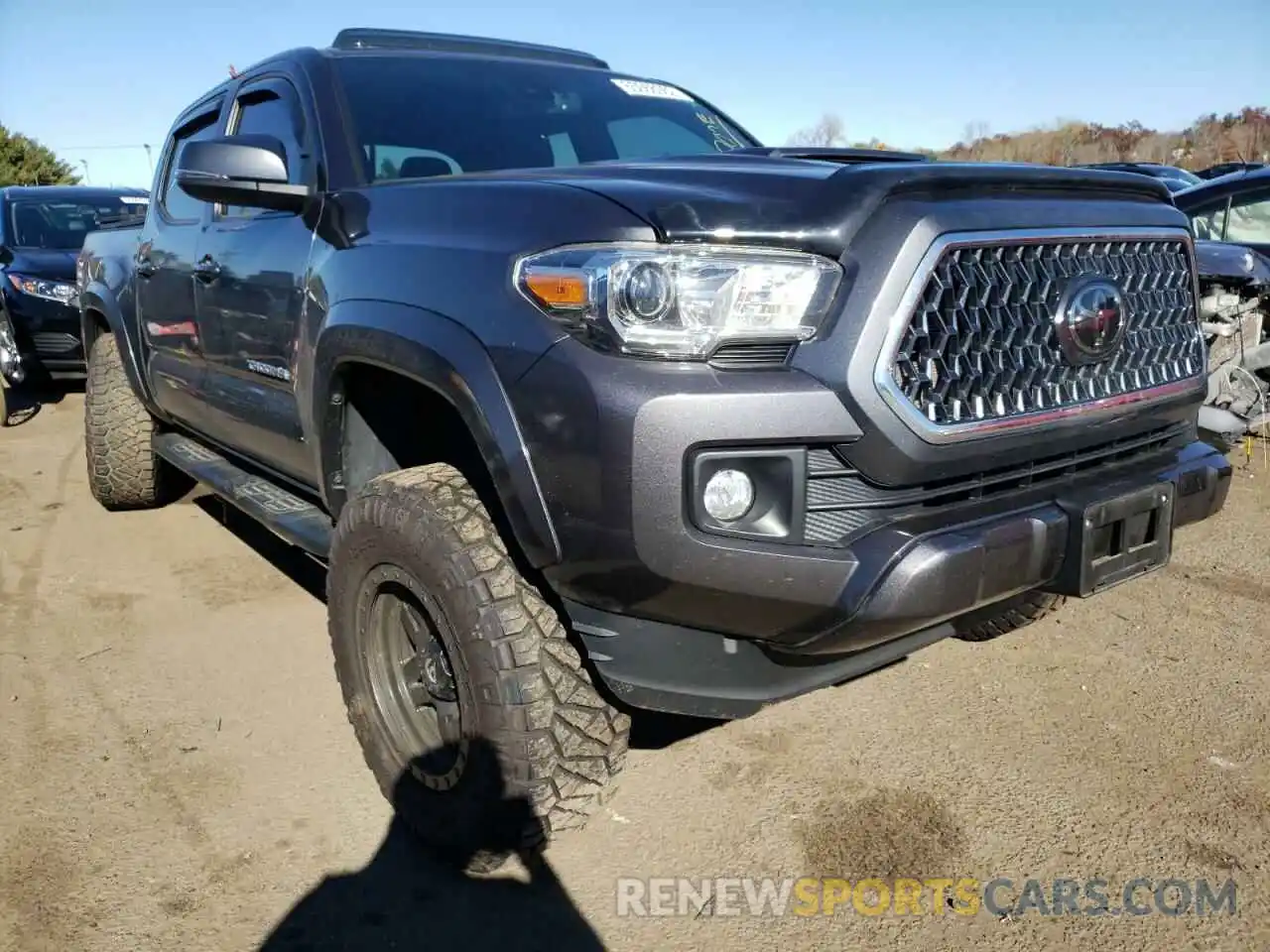 1 Photograph of a damaged car 3TMCZ5ANXKM282108 TOYOTA TACOMA 2019