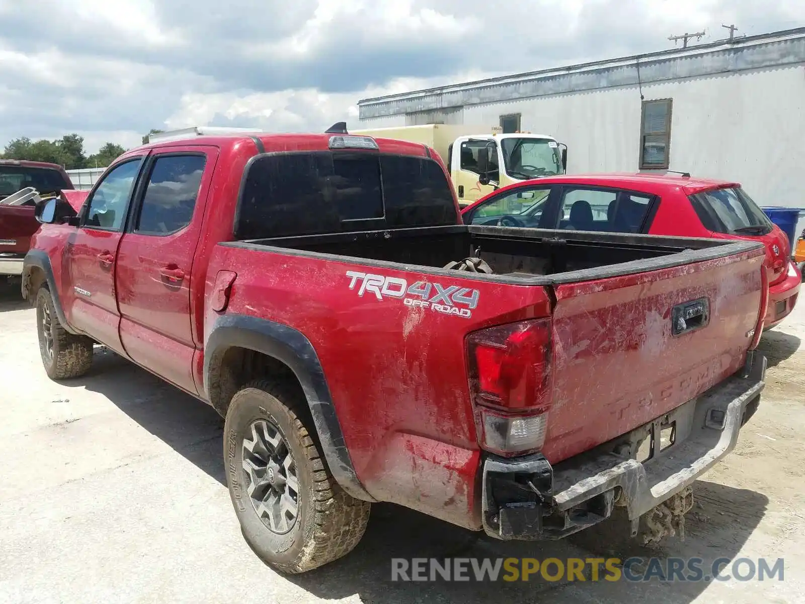 3 Фотография поврежденного автомобиля 3TMCZ5ANXKM283372 TOYOTA TACOMA 2019