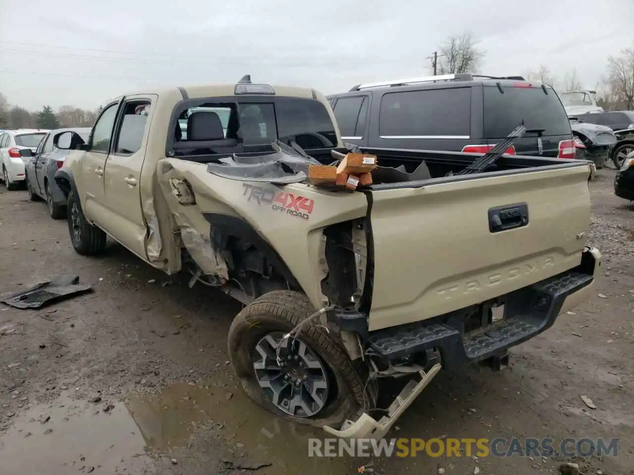 3 Photograph of a damaged car 3TMDZ5BN0KM058834 TOYOTA TACOMA 2019