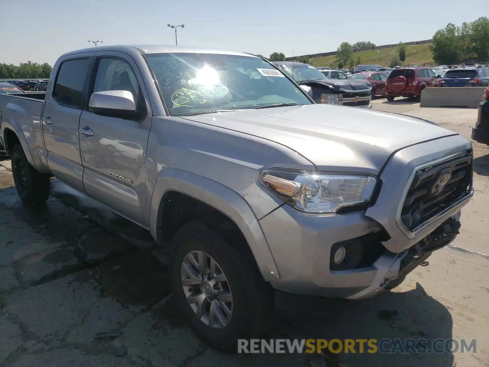 1 Photograph of a damaged car 3TMDZ5BN0KM060597 TOYOTA TACOMA 2019