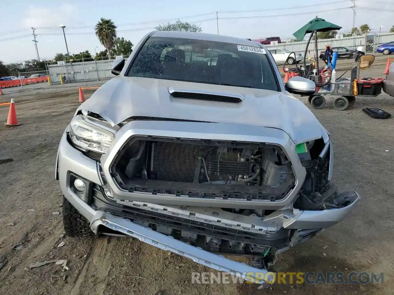 5 Photograph of a damaged car 3TMDZ5BN0KM067534 TOYOTA TACOMA 2019