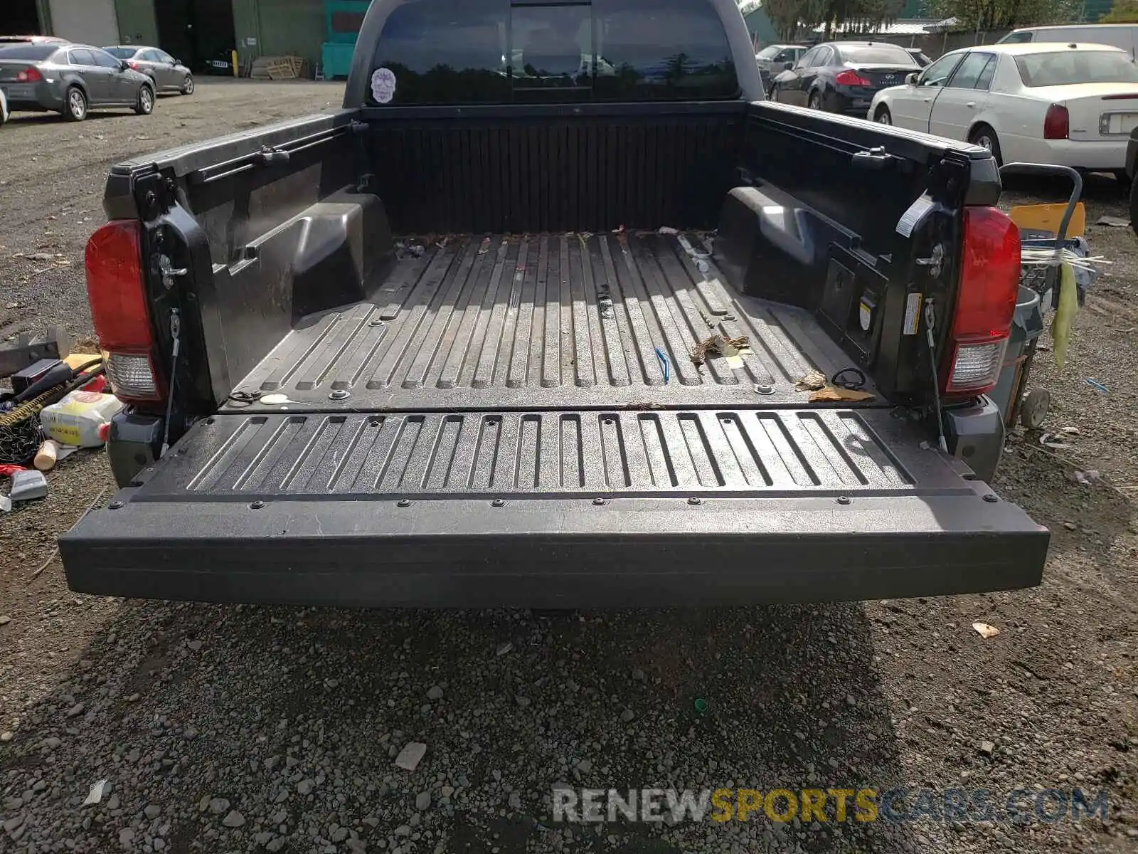 9 Photograph of a damaged car 3TMDZ5BN0KM069512 TOYOTA TACOMA 2019