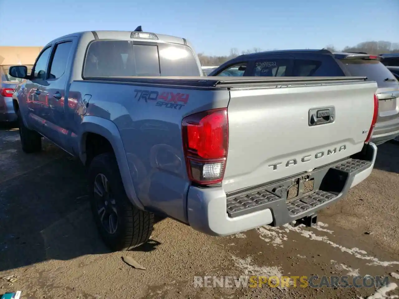 3 Photograph of a damaged car 3TMDZ5BN0KM070661 TOYOTA TACOMA 2019